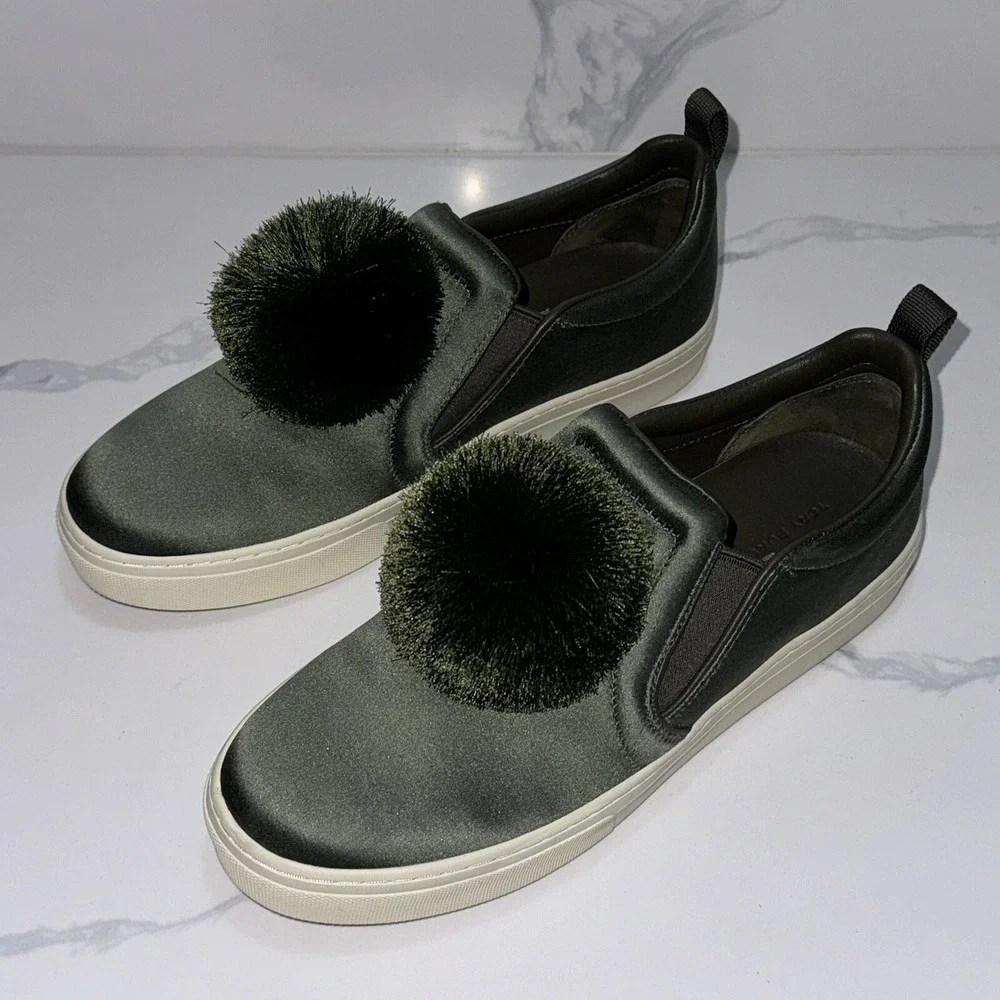 Womens Tory Burch Pom Pom Sneaker Daphne 318 Satin Lux Size 9